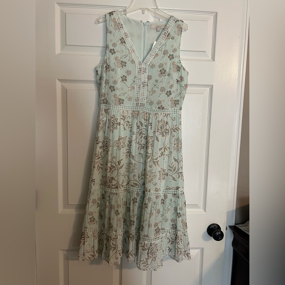 LOFT NWT Mint Floral V-Neck Midi Dress